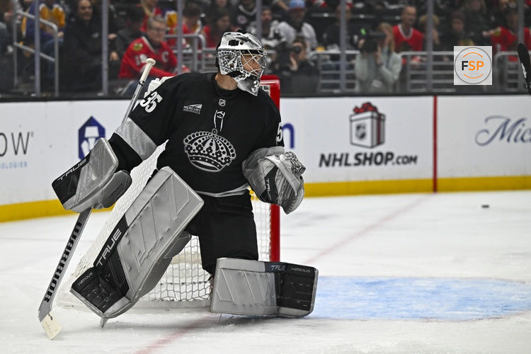 Dec 6, 2025; Los Angeles, California, USA; Los Angeles Kings goaltender Darcy Kuemper (35) defends against the Chicago Blackhawks during the first period at Crypto.com Arena. Credit: Jonathan Hui-Imagn Images