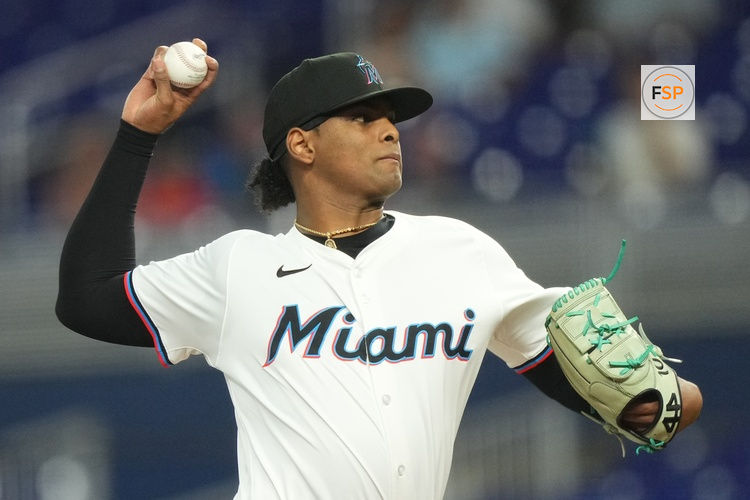 Aug 25, 2025; Miami, Florida, USA;  Miami Marlins starting pitcher Edward Cabrera (27) pitches in the first inning against the Atlanta Braves at loanDepot Park. Credit: Jim Rassol-Imagn Images