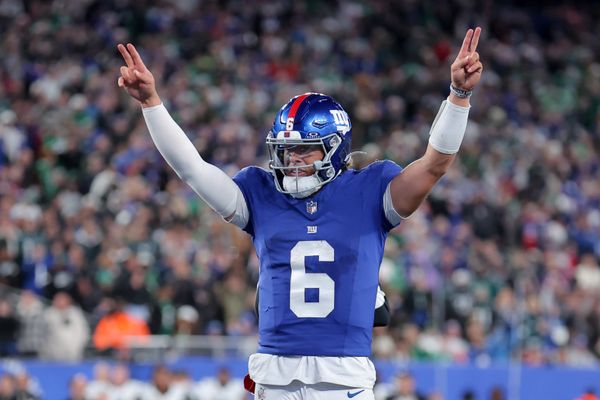 Oct 9, 2025; East Rutherford, New Jersey, USA; New York Giants quarterback Jaxson Dart (6) celebrates after a touchdown against the Philadelphia Eagles during the fourth quarter of the game at MetLife Stadium. Mandatory Credit: Brad Penner-Imagn Images