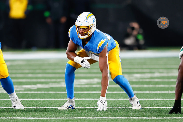 EAST RUTHERFORD, NJ - NOVEMBER 06:  Donald Parham Jr. #89 of the Los Angeles Chargers during the game against the New York Jets on November 6, 2023 at MetLife Stadium in East Rutherford, New Jersey.   (Photo by Rich Graessle/Icon Sportswire)