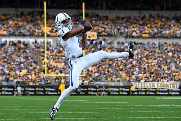 Nov 2, 2025; Pittsburgh, Pennsylvania, USA; Indianapolis Colts wide receiver Josh Downs (1) catches a touchdown pass during the fourth quarter against the Pittsburgh Steelers at Acrisure Stadium. Mandatory Credit: Barry Reeger-Imagn Images