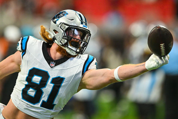 ATLANTA, GA – SEPTEMBER 10:  Carolina tight end Hayden Hurst (81) warms up prior to the start of the NFL game between the Carolina Panthers and the Atlanta Falcons on September 10th, 2023 at Mercedes-Benz Stadium in Atlanta, GA.  (Photo by Rich von Biberstein/Icon Sportswire)