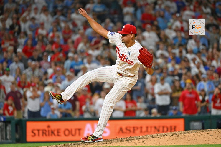 Jun 2, 2026; Philadelphia, Pennsylvania, USA;  Philadelphia Phillies pitcher Jhoan Duran (59) follows through on a pitch against the San Diego Padres in the ninth inning at Citizens Bank Park. Credit: Eric Hartline-Imagn Images