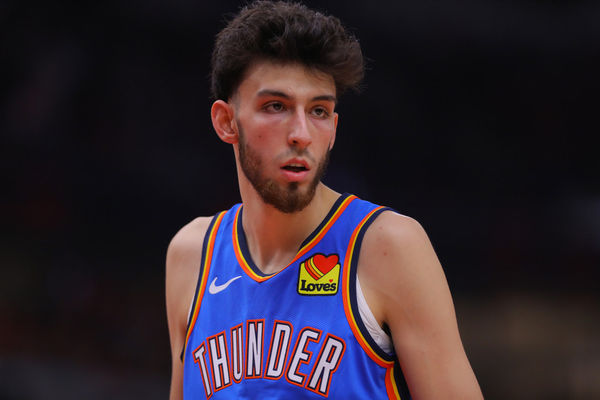 CHICAGO, IL - OCTOBER 25: Oklahoma City Thunder forward Chet Holmgren (7) looks on during a NBA game between the Oklahoma City Thunder and the Chicago Bulls on October 25, 2023 at the United Center in Chicago, IL. (Photo by Melissa Tamez/Icon Sportswire)