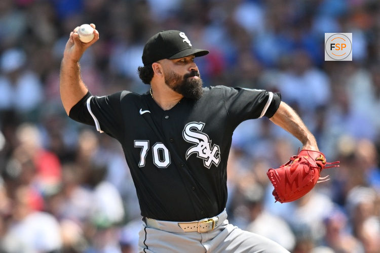Aug 19, 2026; Chicago, Illinois, USA; Chicago White Sox pitcher Jose Urquidy (70) pitches against the Chicago Cubs during the third inning at Wrigley Field. Credit: Patrick Gorski-Imagn Images