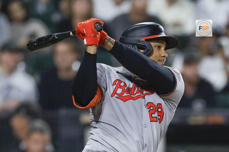 Sep 15, 2025; Chicago, Illinois, USA; Baltimore Orioles catcher Samuel Basallo (29) singles against the Chicago White Sox during the sixth inning at Rate Field. Credit: Kamil Krzaczynski-Imagn Images