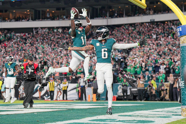 PHILADELPHIA, PA - NOVEMBER 05: Philadelphia Eagles wide receiver DeVonta Smith (6) and Philadelphia Eagles wide receiver A.J. Brown (11) celebrate a touchdown during the game between the Dallas Cowboys and the Philadelphia Eagles on November 5, 2023 at Lincoln Financial Field. (Photo by Andy Lewis/Icon Sportswire)