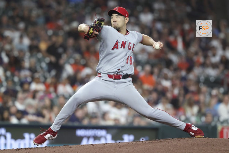 Mar 27, 2026; Houston, Texas, USA; Los Angeles Angels starting pitcher Yusei Kikuchi (16) delivers a pitch during the first inning against the Houston Astros at Daikin Park. Credit: Troy Taormina-Imagn Images