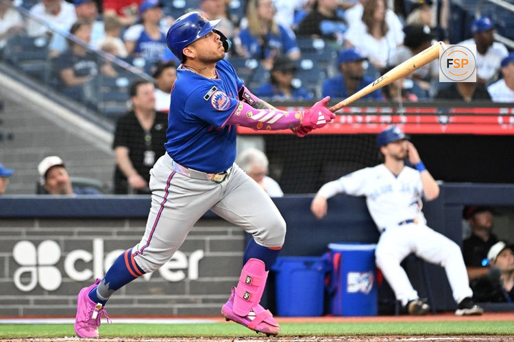 Jun 30, 2026; Toronto, Ontario, CAN; New York Mets designated hitter Francisco Alvarez (4) hits a solo home run against the Toronto Blue Jays in the fifth inning at Rogers Centre. Credit: Dan Hamilton-Imagn Images