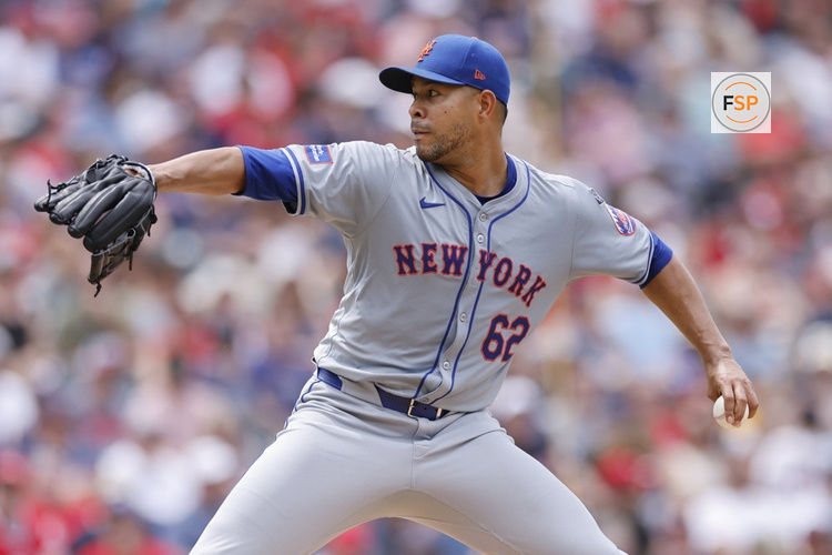 CLEVELAND, OH - MAY 22: New York Mets pitcher Jose Quintana (62) delivers a pitch during an MLB game against the Cleveland Guardians on May 22, 2024 at Progressive Field in Cleveland, Ohio. (Photo by Joe Robbins/Icon Sportswire)
