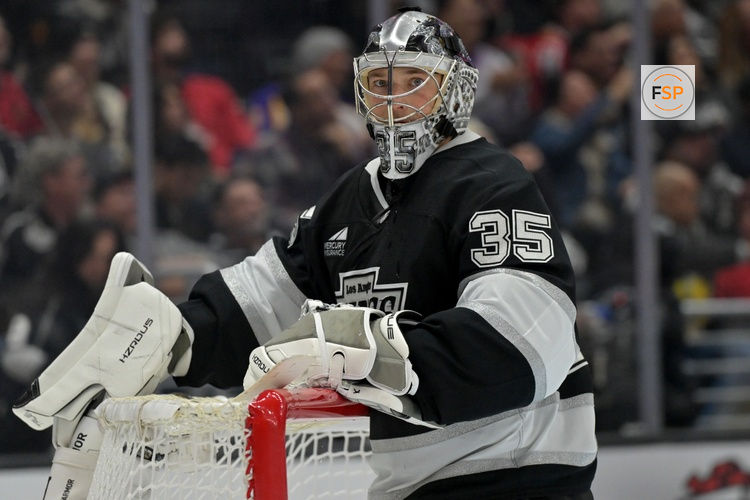 Dec 4, 2025; Los Angeles, California, USA;  Los Angeles Kings goaltender Darcy Kuemper (35) during the third period against the Chicago Blackhawks at Crypto.com Arena. Credit: Jayne Kamin-Oncea-Imagn Images
