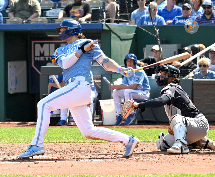 KANSAS CITY, MO - SEPTEMBER 18: Kansas City Royals shortstop Bobby Witt Jr (7) singles in the third inning during a MLB game between the Cleveland Guardians and the Kansas City Royals on September 18, 2023, at Kauffman Stadium in Kansas City, Mo. (Photo by Keith Gillett/Icon Sportswire)