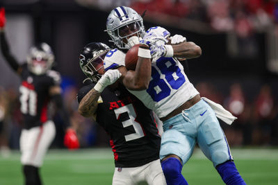 Nov 3, 2024; Atlanta, Georgia, USA; Dallas Cowboys wide receiver CeeDee Lamb (88) catches a pass in front of Atlanta Falcons safety Jessie Bates III (3) in the second quarter at Mercedes-Benz Stadium. Mandatory Credit: Brett Davis-Imagn Images