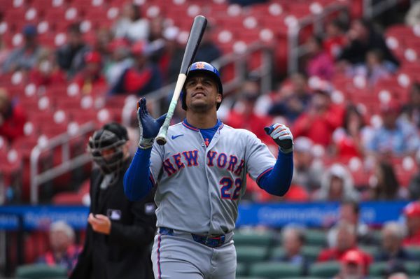 Apr 1, 2026; St. Louis, Missouri, USA; New York Mets left fielder Juan Soto (22) flips his bat after striking out against the St. Louis Cardinals during the fourth inning at Busch Stadium. Mandatory Credit: Jeff Curry-Imagn Images