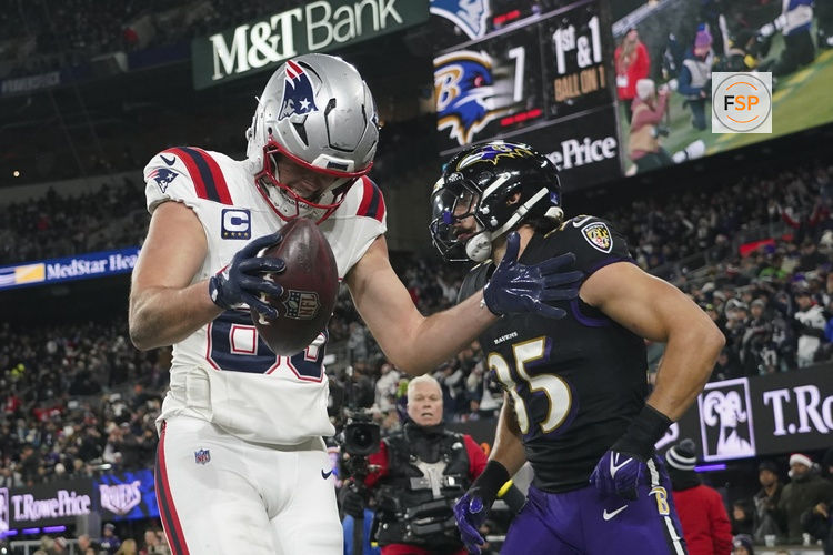 Dec 21, 2025; Baltimore, Maryland, USA;  New England Patriots tight end Hunter Henry (85) celebrates a touchdown against the Baltimore Ravens during the first half of the game at M&T Bank Stadium. Credit: James Lang-Imagn Images