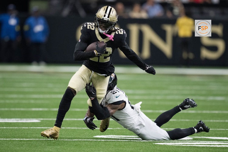 Aug 17, 2025; New Orleans, Louisiana, USA;  New Orleans Saints wide receiver Rashid Shaheed (22) makes a reception against Jacksonville Jaguars cornerback Christian Braswell (21) during the first half against the New Orleans Saints at Caesars Superdome. Credit: Matthew Hinton-Imagn Images