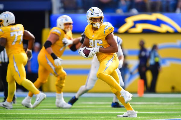 Oct 19, 2025; Inglewood, California, USA; Los Angeles Chargers tight end Oronde Gadsden (86) runs with the ball in the second half against the Indianapolis Colts at SoFi Stadium. Mandatory Credit: Gary A. Vasquez-Imagn Images