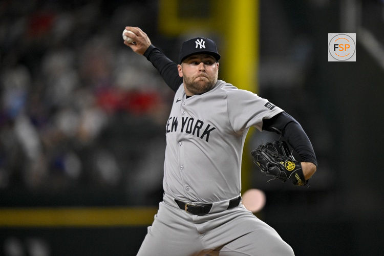 Aug 4, 2025; Arlington, Texas, USA; New York Yankees relief pitcher David Bednar (53) in action during the game between the Texas Rangers and the New York Yankees at Globe Life Field. Credit: Jerome Miron-Imagn Images