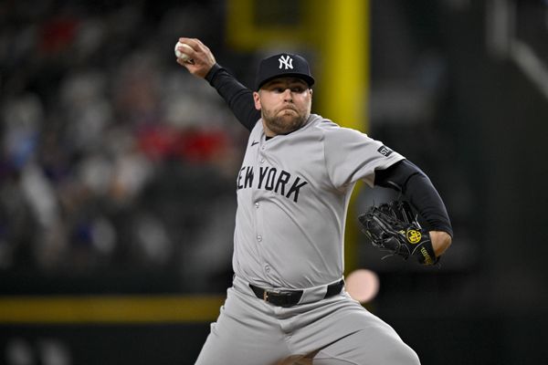 Aug 4, 2025; Arlington, Texas, USA; New York Yankees relief pitcher David Bednar (53) in action during the game between the Texas Rangers and the New York Yankees at Globe Life Field. Mandatory Credit: Jerome Miron-Imagn Images