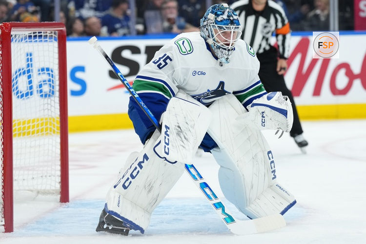 Jan 10, 2026; Toronto, Ontario, CAN; Vancouver Canucks goaltender Thatcher Demko (35) waits for the faceoff against the Toronto Maple Leafs during the first period at Scotiabank Arena. Credit: Nick Turchiaro-Imagn Images