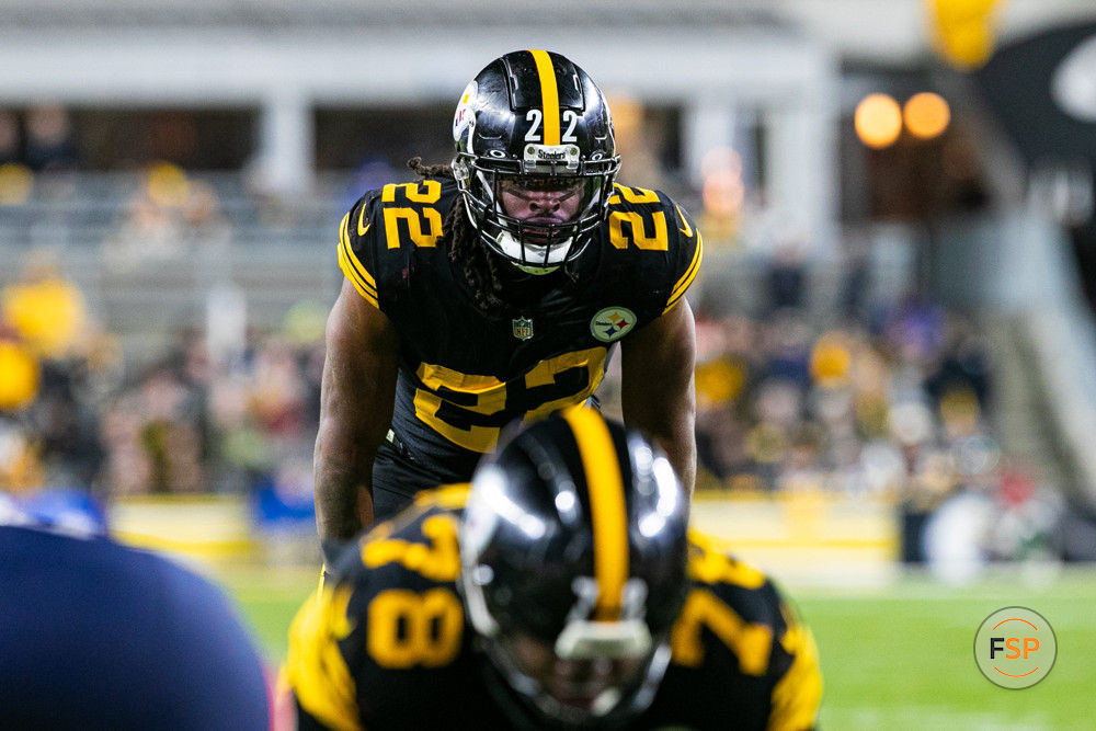PITTSBURGH, PA - DECEMBER 07: Pittsburgh Steelers running back Najee Harris (22) looks on during the regular season NFL football game between the New England Patriots and Pittsburgh Steelers on December 07, 2023 at Acrisure Stadium in Pittsburgh, PA. (Photo by Mark Alberti/Icon Sportswire)