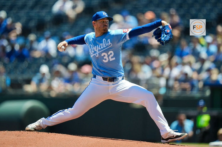 Jun 14, 2026; Kansas City, Missouri, USA; Kansas City Royals pitcher Stephen Kolek (32) pitches during the first inning against the Houston Astros at Kauffman Stadium. Credit: Jay Biggerstaff-Imagn Images