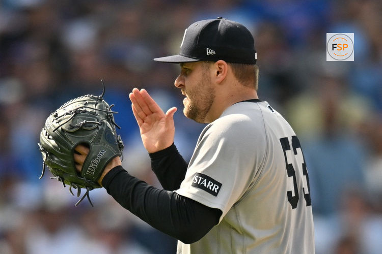 Aug 2, 2026; Chicago, Illinois, USA; New York Yankees pitcher David Bednar (53) celebrates after defeating the Chicago Cubs at Wrigley Field. Credit: Patrick Gorski-Imagn Images