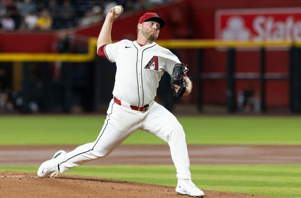 BASEBALL-MLB-ARI-PIT/