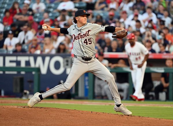 ANAHEIM, CA - JUNE 29: Detroit Tigers pitcher Reese Olson (45) pitching during an MLB baseball game against the Los Angeles Angels played on June 29, 2024 at Angel Stadium in Anaheim, CA. (Photo by John Cordes/Icon Sportswire)