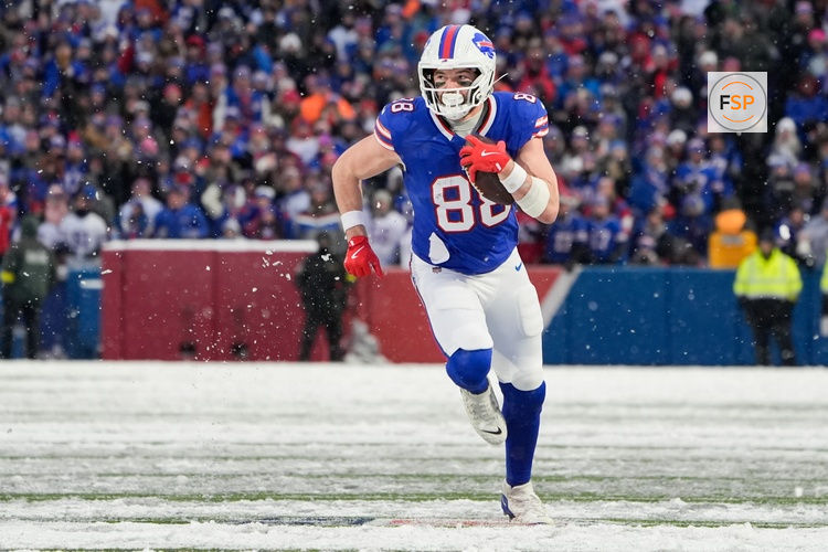 Dec 7, 2025; Orchard Park, New York, USA; Buffalo Bills tight end Dawson Knox (88) runs with the ball in the fourth quarter against the Cincinnati Bengals at Highmark Stadium. Credit: Gregory Fisher-Imagn Images