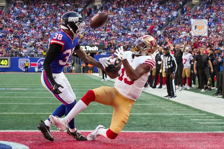 Nov 2, 2025; East Rutherford, New Jersey, USA; New York Giants cornerback Korie Black (38) breaks up the pass to San Francisco 49ers wide receiver Jauan Jennings (15) during the second half at MetLife Stadium. Credit: Robert Deutsch-Imagn Images
