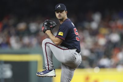 Sep 18, 2026; Houston, Texas, USA; Atlanta Braves starting pitcher Tyler Mahle (54) delivers a pitch during the second inning against the Houston Astros at Daikin Park. Mandatory Credit: Troy Taormina-Imagn Images
