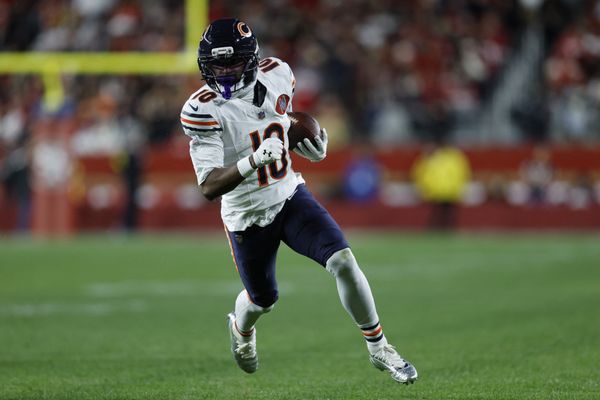 Dec 28, 2025; Santa Clara, California, USA; Chicago Bears wide receiver Luther Burden III (10) runs against the San Francisco 49ers in the second half at Levi's Stadium. Mandatory Credit: Sergio Estrada-Imagn Images