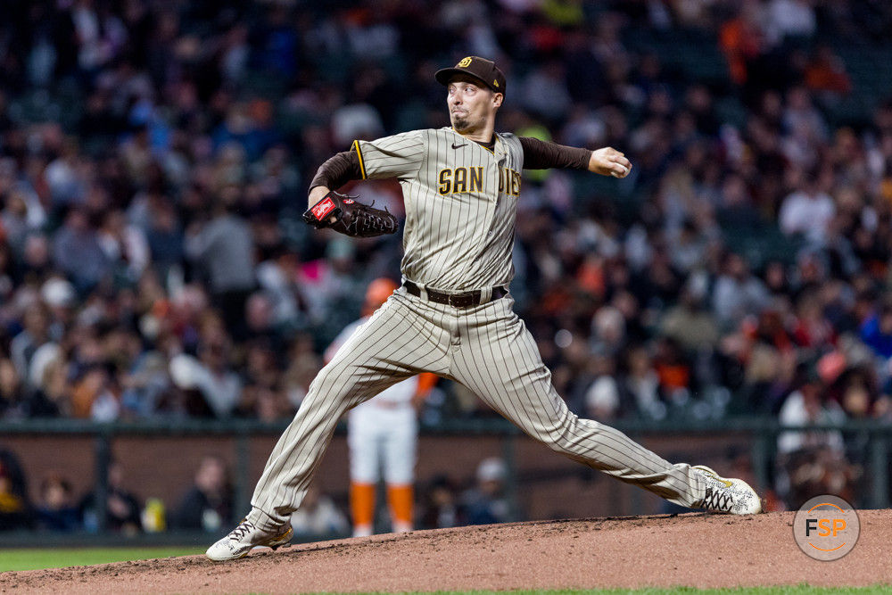 SAN FRANCISCO, CA - AUGUST 30: San Diego Padres starting pitcher Blake Snell (4) throws a pitch during the MLB professional baseball game between the San Diego Padres and San Francisco Giants on August 30 2022 at Oracle Park in San Francisco, CA. (Photo by Bob Kupbens/Icon Sportswire)