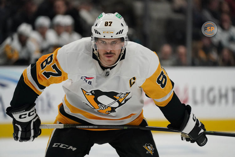 Jan 27, 2025; San Jose, California, USA;  Pittsburgh Penguins center Sidney Crosby (87) waits for a faceoff against the San Jose Sharks in the third period at SAP Center at San Jose. Credit: David Gonzales-Imagn Images