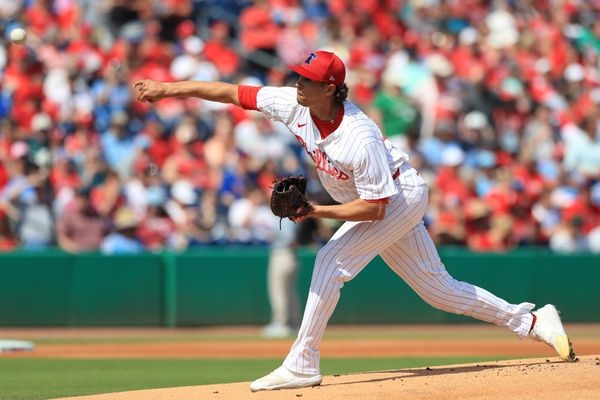 CLEARWATER, FL - FEBRUARY 28: Philadelphia Phillies pitcher Tyler Phillips (72) delivers a pitch to the plate during the spring training game between the Atlanta Braves and the Philadelphia Phillies on February 28, 2024 at BayCare Ballpark in Clearwater, Florida. (Photo by Cliff Welch/Icon Sportswire)