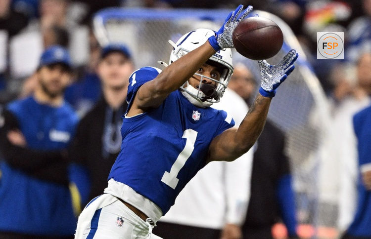 Jan 5, 2025; Indianapolis, Indiana, USA; Indianapolis Colts wide receiver Josh Downs (1) catches a pass during the second quarter against the Jacksonville Jaguars at Lucas Oil Stadium. Credit: Marc Lebryk-Imagn Images
