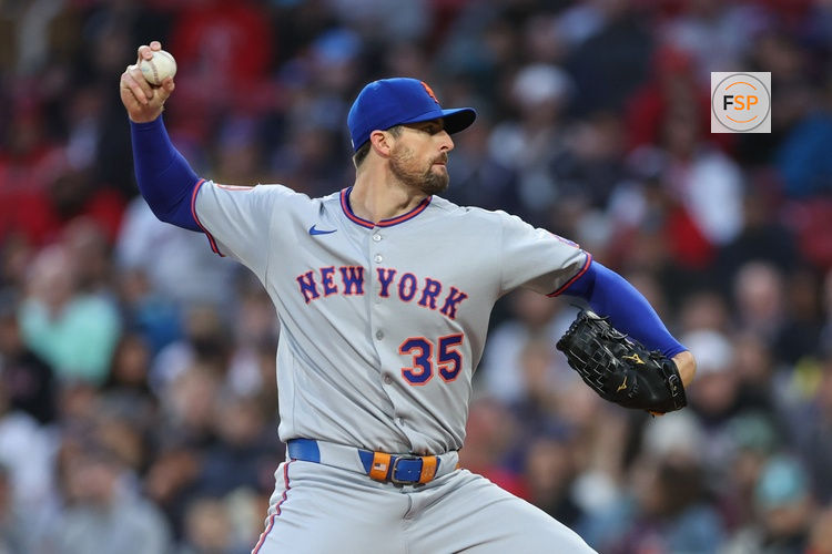 May 20, 2025; Boston, Massachusetts, USA; New York Mets starting pitcher Clay Holmes (35) delivers a pitch during the second inning against the Boston Red Sox at Fenway Park. Credit: Paul Rutherford-Imagn Images