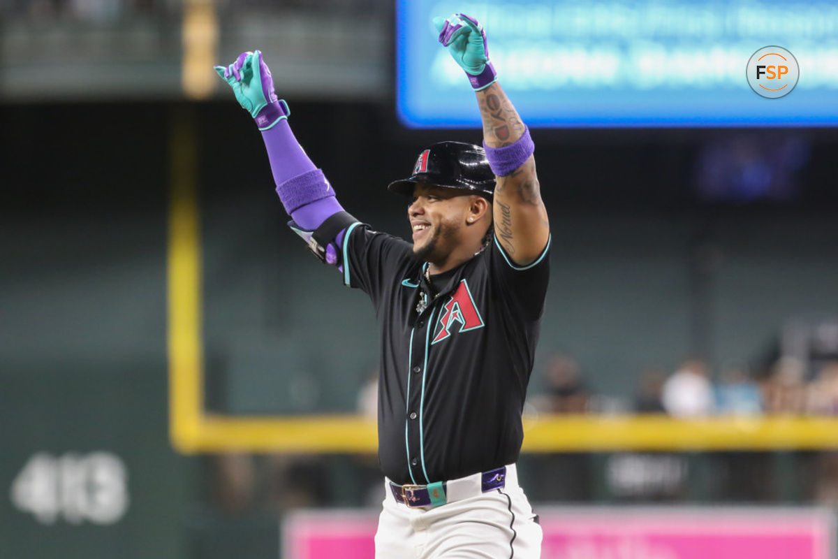 PHOENIX, AZ - MAY 13: Arizona Diamondbacks second baseman Ketel Marte gestures to the Dbacks dugout after getting a base hit during the game between the Cincinnati Reds and Arizona Diamondbacks at Chase Field in Phoenix Arizona. (Photo by Wilfred Perez/Icon Sportswire)