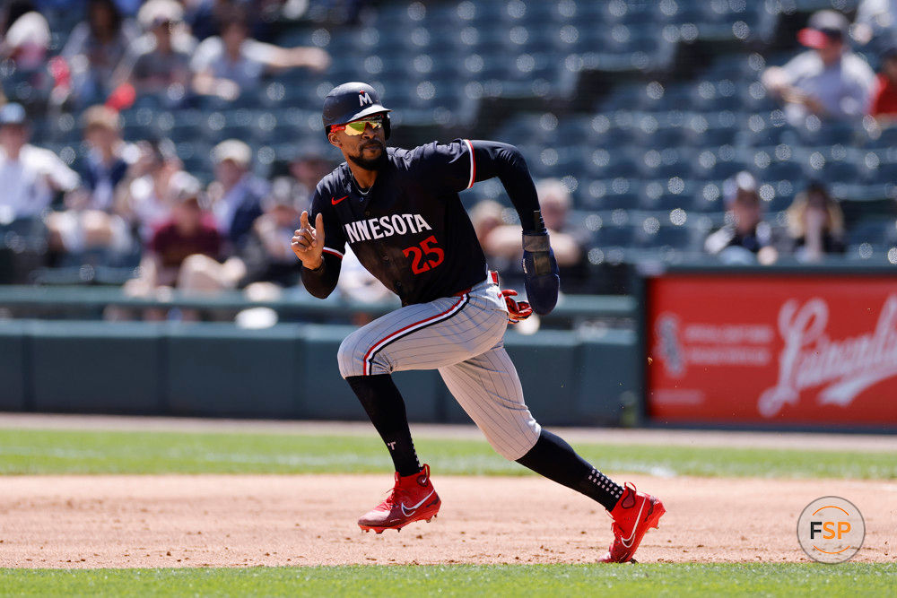 CHICAGO, IL - MAY 01: Minnesota Twins outfielder Byron Buxton (25) runs the bases during an MLB game against the Chicago White Sox on May 01, 2024 at Guaranteed Rate Field in Chicago, Illinois. (Photo by Joe Robbins/Icon Sportswire)