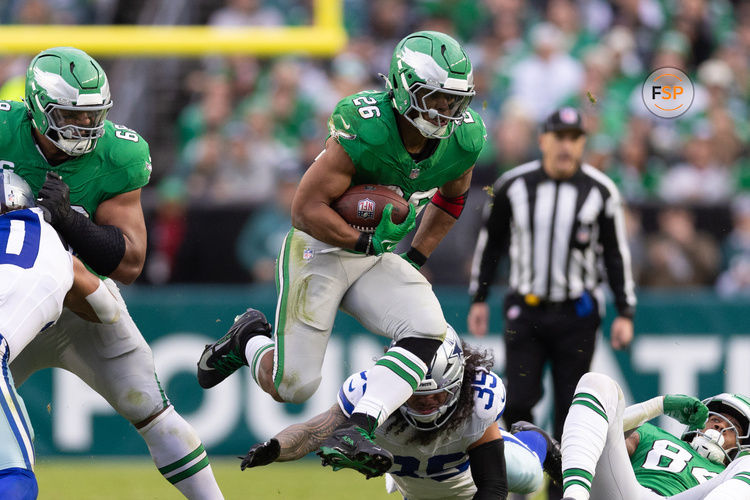 Dec 29, 2024; Philadelphia, Pennsylvania, USA; Philadelphia Eagles running back Saquon Barkley (26) runs with the ball during the fourth quarter against the Dallas Cowboys at Lincoln Financial Field. Credit: Bill Streicher-Imagn Images