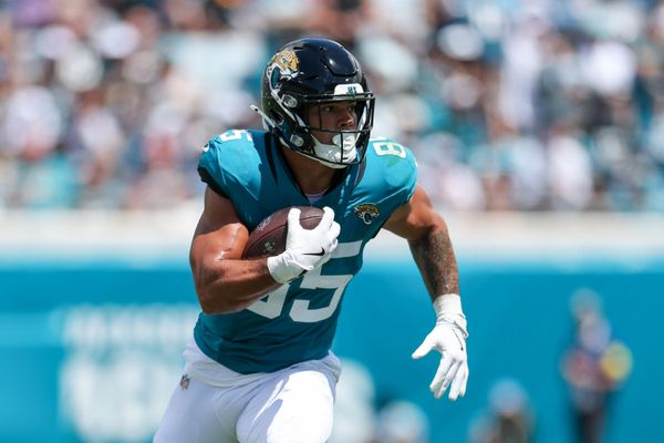 Sep 7, 2025; Jacksonville, Florida, USA; Jacksonville Jaguars tight end Brenton Strange (85) runs with the ball against the Carolina Panthers in the first quarter at EverBank Stadium. Mandatory Credit: Nathan Ray Seebeck-Imagn Images