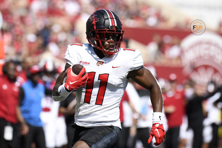 BLOOMINGTON, IN - SEPTEMBER 17: Western Kentucky Hilltoppers wide receiver Malachi Corley (11) advances the ball during the college football game between the Western Kentucky Hilltoppers and the Indiana Hoosiers on September 17, 2022, at Memorial Stadium in Bloomington, Indiana. (Photo by Michael Allio/Icon Sportswire)