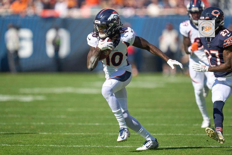 CHICAGO, IL - OCTOBER 01: Denver Broncos wide receiver Jerry Jeudy (10) runs with the football in action during a game between the Chicago Bears and the Denver Broncos on October 01, 2023 at Soldier Field in Chicago, IL. (Photo by Robin Alam/Icon Sportswire)