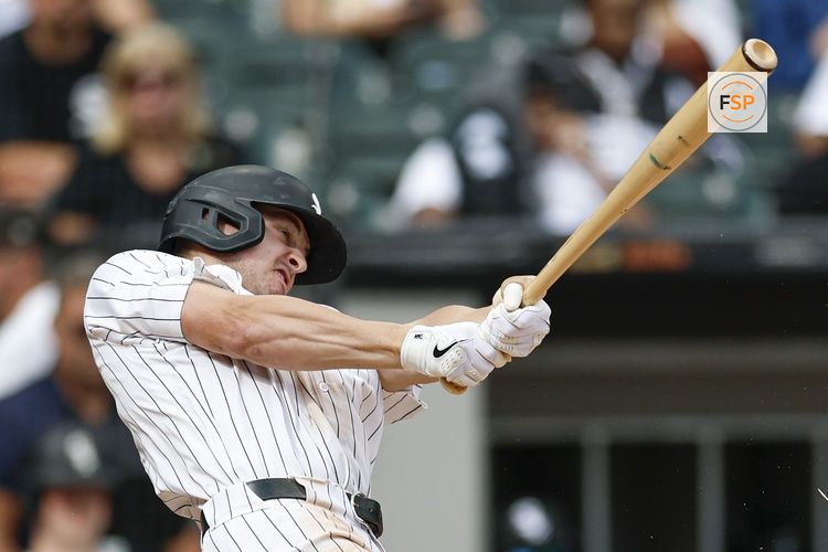 Aug 24, 2025; Chicago, Illinois, USA; Chicago White Sox shortstop Colson Montgomery (12) bats against the Minnesota Twins during the seventh inning at Rate Field. Credit: Kamil Krzaczynski-Imagn Images