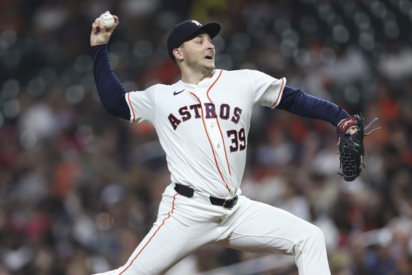 Aug 4, 2026; Houston, Texas, USA; Houston Astros starting pitcher Hayden Wesneski (39) delivers a pitch during the fourth inning against the Toronto Blue Jays at Daikin Park. Mandatory Credit: Troy Taormina-Imagn Images