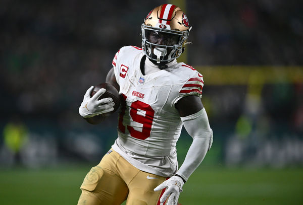 PHILADELPHIA, PA - DECEMBER 03: San Francisco 49ers Wide Receiver Deebo Samuel (19) carries the ball for a touchdown reception in the second half during the game between the San Francisco 49ers and Philadelphia Eagles on December 03, 2023 at Lincoln Financial Field in Philadelphia, PA. (Photo by Kyle Ross/Icon Sportswire)