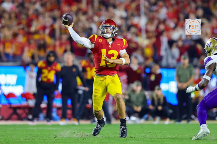 LOS ANGELES, CA - NOVEMBER 04: USC Trojans quarterback Caleb Williams (13) looks to throw the ball during a college football game between the Washington Huskies against the USC Trojans on November 04, 2023, at the Los Angeles Memorial Coliseum in Los Angeles, CA(Photo by Jordon Kelly/Icon Sportswire)