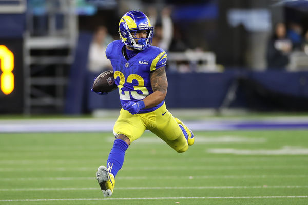 INGLEWOOD, CA - DECEMBER 21: Los Angeles Rams running back Kyren Williams (23) breaks loose on a run during the New Orleans Saints vs the Los Angeles Rams on December 21, 2023, at SoFi Stadium in Inglewood, CA. (Photo by Jevone Moore/Icon Sportswire)