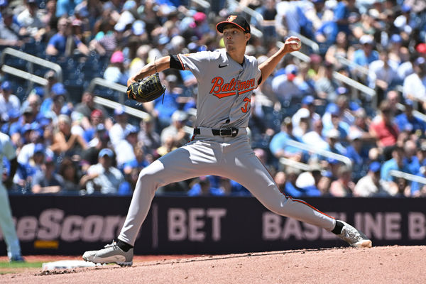 TORONTO, ON - JUNE 06: Baltimore Orioles Pitcher Cade Povich (37) pitch in the first inning during the regular season MLB game between the Baltimore Orioles and Toronto Blue Jays on June 6, 2024 at Rogers Centre in Toronto, ON. (Photo by Gerry Angus/Icon Sportswire)
